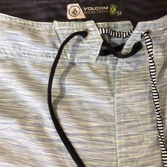 COPY - Volcom ModTech Men’s St 31 board shorts swim trunk - Picture 4 of 6